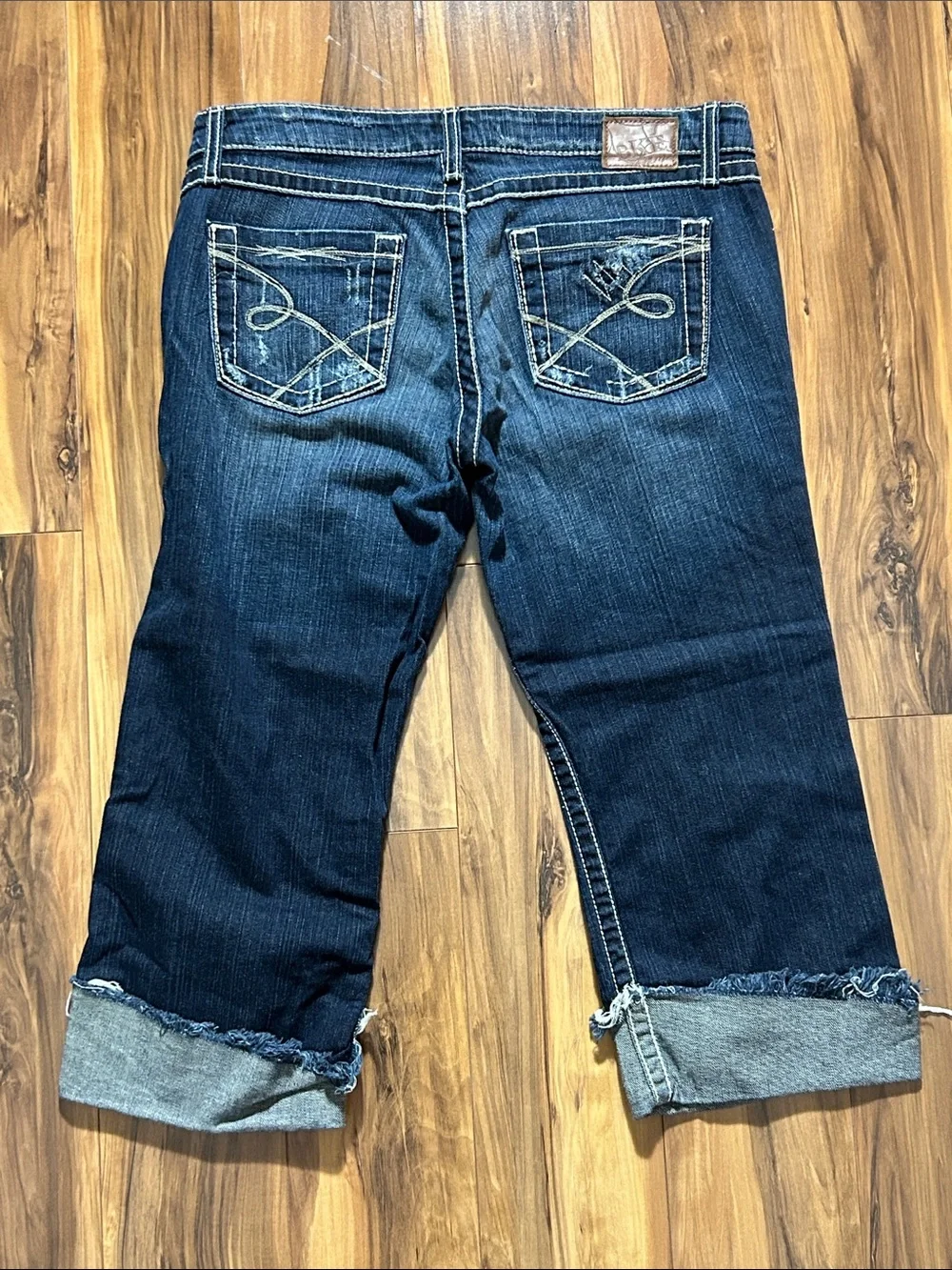 BKE Stella Distressed Capri Jeans